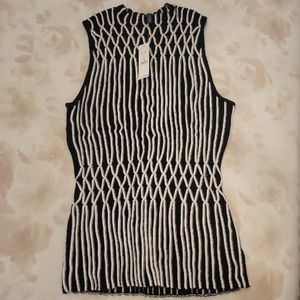 White House Black Market WHBM sleeveless sweater mock neck tank top L